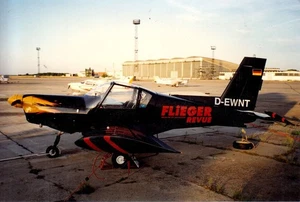 302004/ Foto – ZLIN Z-42 MU – Fliegerschule Rudolstadt - "Flieger Revue"  D-EWNT - Picture 1 of 1