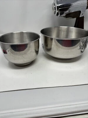 MEZCLADOR VINTAGE SUNBEAM DELUXE MIXMASTER 12 VELOCIDADES MARRÓN/CROMO con CUENCOS Y BATIDORES Foto 1 de 4