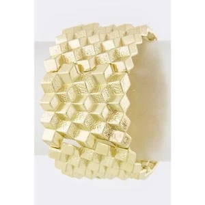 Gold 3D Square Stretchable Detailed Stacked Metal Bracelet NEW - Picture 1 of 1