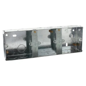 Knightsbridge 3G 35 mm dreifach verzinkter Stahl Rückbox, elektrische Aussparungen SG335 - Bild 1 von 1