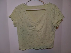 Arizona Jean Co Junior Womens XL Green Floral Crop Top Blouse Shirt Spring Break - Picture 1 of 17