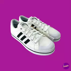 ADIDAS Men's RetroVulc Sneakers, Cloudfoam Comfort, White, UK 7.5/EU 41.3/US 8 - Picture 1 of 4
