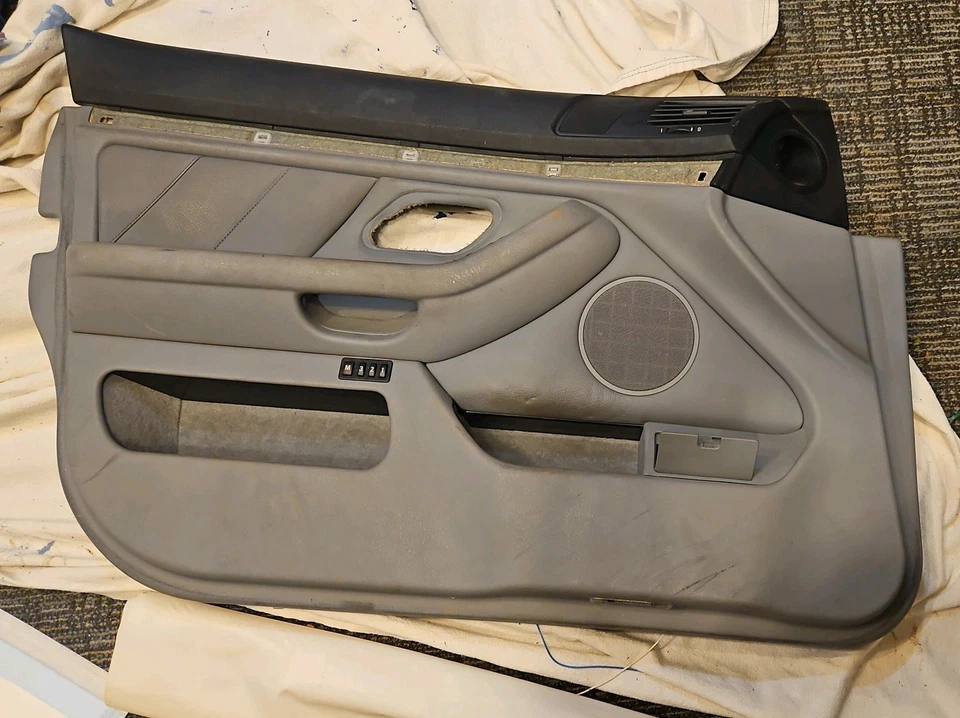 1997-2003 BMW 525i e39 серый водитель двери панели и много, что поставляется прилагается - Изображение 1 из 4