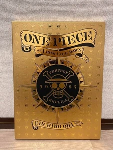 ONE PIECE Episodio 1 ROMANCE DAWN con numero di serie Libro d'arte completo 2011 usato - Foto 1 di 6