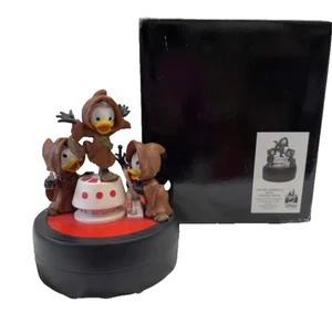Nepoti Star Wars Weekend nuovi con scatola come Jawas Huey Dewey Louie con spilla - Foto 1 di 9
