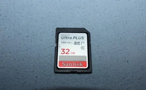 SanDisk Ultra PLUS 32GB 130 MB/S Class 10 SD Memory Card - Excellent Condition! - Picture 1 of 2