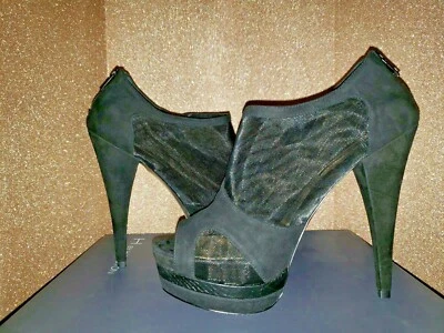 Punta de aguja H by Halston con caja Foto 1 de 4