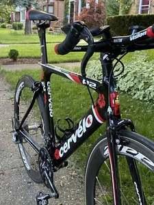 EXCELLENT 2011 CERVELO P2 TRIATHLON 20-SPEED TIME TRIAL BIKE W/ZIPP 404, ULTEGRA - Picture 1 of 15