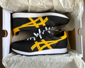 NEW ASICS Tarther OG "Black/Saffron. Size 9US/8UK/42,5EUR. 1191A272-001 - Picture 1 of 9