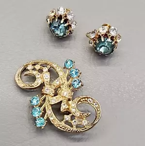 Lote de broches pendientes vintage Coro tornillos espalda azul estrás remolinos tono dorado - Imagen 1 de 20