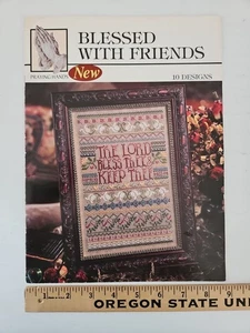 Mani che pregano BENEDETTE CON GLI AMICI Libro modello X-Stitch KOOLER DESIGN STUDIO - Foto 1 di 12
