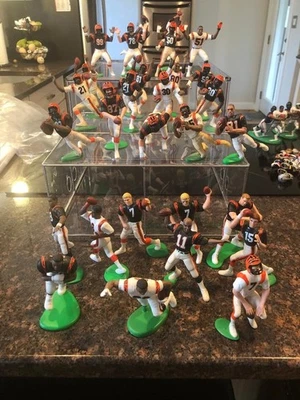 WHO DEY CINCINNATI BENGALS Individual Starting Lineup OPEN Pick 1 MUNOZ - Image 1 of 4