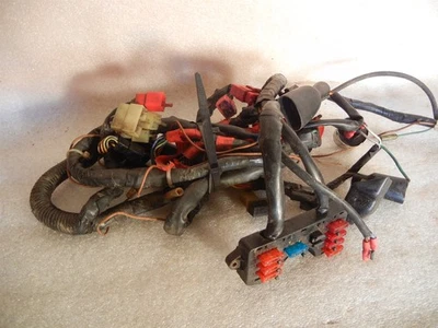 HONDA VF500 F2 ARNÉS DE CABLEADO DE FÁBRICA TELAR INTERCEPTOR 1984-1986 SERIE VF 500F Foto 1 de 4
