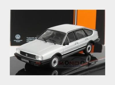 1:43 IXO Volkswagen Passat B2 1985 Silver CLC425N - Immagine 1 di 2