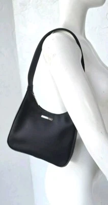 Bolso de hombro hobo vintage Nine West Y2K pequeño de nailon negro Foto 1 de 4
