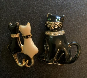 VTG LOT MONET + OTHER - BLACK CAT ENAMEL RHINESTONE GOLD TONE BROOCH PIN - Picture 1 of 10