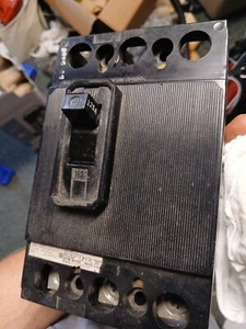 ITE 125 AMP INTERRUTTORE 240 VAC 3 POLI QJ3-H125. Testato  - Foto 1 di 2