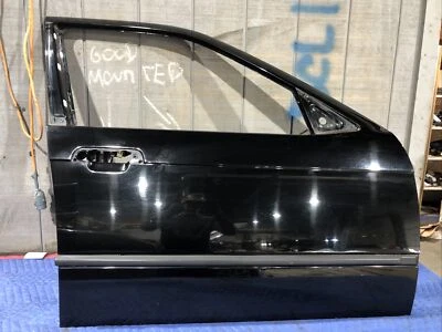 PORTA SEDÃ DIANTEIRO DIREITO 1992-1998 (PRETO 2/PRETO JATO) BMW E36 318-325-325-M3 - Imagem 1 de 4