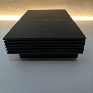 Sony PlayStation 2 Heimkonsole - Schwarz - Bild 1 von 16