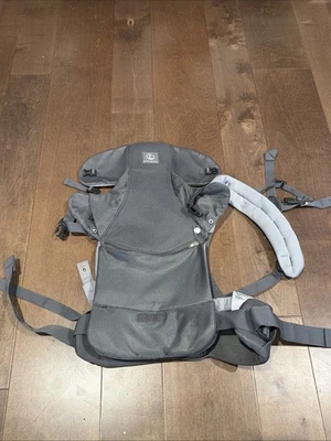 Детская переноска Stokke MyCarrier классная 3 в 1 серая спереди и сзади - Изображение 1 из 3