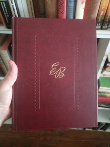 The Encyclopaedia Britannica is the world's oldest  encyclopedia  Vol 13 - Foto 1 di 9