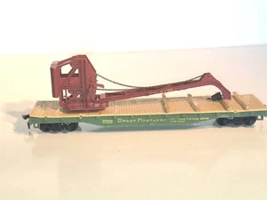 Lifelike Flatcar With Triang Breakdown Crane Mounted On Top. Fair cond. HO Scale - Picture 1 of 11