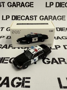 596 Model Ford Crown Victoria Oakland California Police 1:64 Diecast - Picture 1 of 3