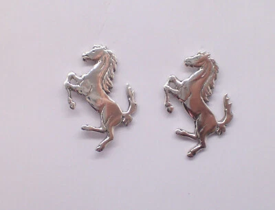 Orecchini a lobo con CAVALLINO RAMPANTE in Argento 925 - perno con farfallina - Immagine 1 di 4