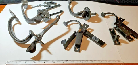11 Piece Antique Metal Wrought Iron 3 Door Pulls Hardware Handles & 8 Fittings Cover