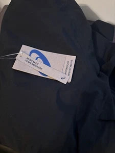 Women’s ASICS Waterproof Windbreaker New With Tags Size Small - Picture 1 of 5