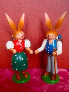 original Erzgebirge ESCO Osterhasen, Pärchen Wanderer mit Eierkorb 18,5 cm, alt - Bild 1 von 8