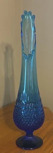 20" Fenton Colonial Blue Hobnail Swung Vase Mid Century Modern MCM wunderschön! - Bild 1 von 13