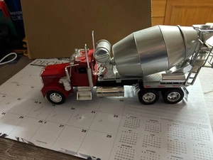 1/32 NEW RAY  KEN W 900 CEMENT MIXER, NO PACKAGING # B 700 - Picture 1 of 4
