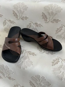 Indigo by Clarks Brown Leather Wedge Slip-on Sandal - 7M - Picture 1 of 9