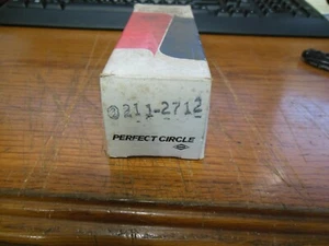 2 válvulas de escape Perfect Circle 211-2712 para algunas aplicaciones de tractor John Deere. - Imagen 1 de 1