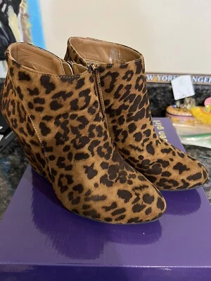 Madden Girl Women’s Zumba Bootie Leopard Fabric Wedge Heel Ankle Shoes Sz 8.5 - Image 1 of 4