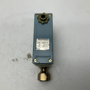 NEW TELEMECANIQUE XMJ-A300 PRESSURE SWITCH - Picture 1 of 4