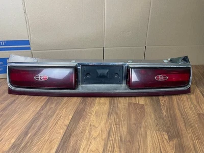 1989-1993 BUICK RIVIERA ПАНЕЛЬ ЗАДНЕГО ФОНАРЯ В СБОРЕ с ЛАМПАМИ И ПРОВОДКОЙ OEM - Изображение 1 из 4
