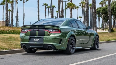 Borla 60729CFBA 5-inch Carbon Fiber & Black Anodized Tips for Dodge Charger & Foto 1 de 4