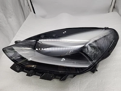 💥2021-2023 TESLA MODEL 3 Y LEFT HEADLIGHT PROJECTOR MATRIX 2ND GEN 1514952-00-C - Image 1 of 4