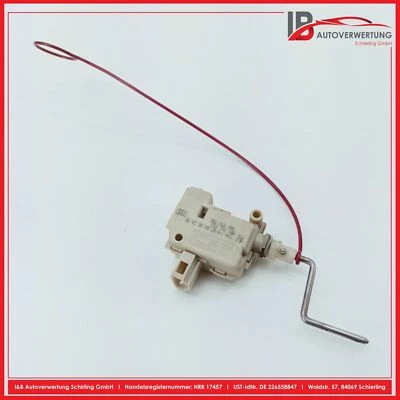 Actuador portón trasero AUDI A6 AVANT 4B, C5 2.5 TDI 3B0959781 4B9862153 Foto 1 de 4