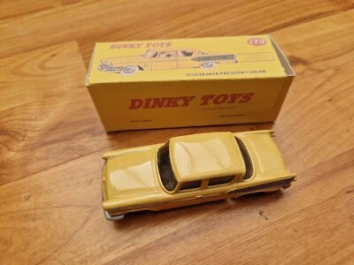 VINTAGE DINKY TOYS NO. 179 STUDEBAKER PRESIDENT SEDAN REPAINT RESTORATION + BOX - Image 1 of 4