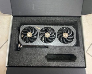 *COOLER ONLY* ZOTAC GAMING GeForce RTX 5090 SOLID OC cooler - Picture 1 of 8