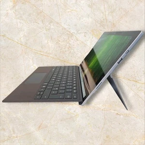 Microsoft Surface Pro 5 - i5 7300U 8Gb RAM 256GB Windows 11 Pro - Picture 1 of 7