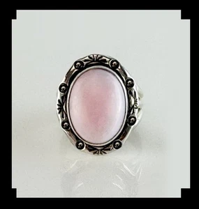 Handcrafted Sterling and Pink Conch Shell Ring Size 7 1/2 - Picture 1 of 6