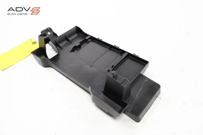 VOLKSWAGEN PASSAT 2016-2022 CAJA DE BATERÍA BANDEJA SOPORTE SOPORTE OEM Foto 1 de 4