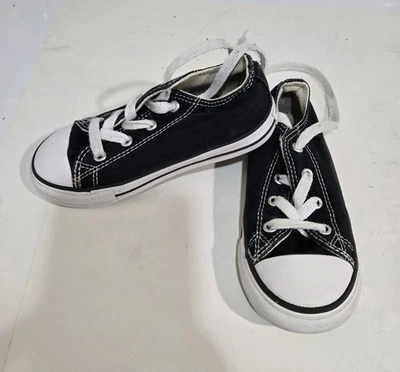 Converse Chuck Taylor All Star Top Bajo Infantil EE. UU. Talla 9-Negro Niño Pequeño Sin Género  Foto 1 de 4