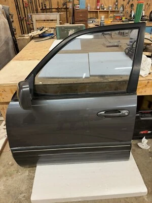 Puerta delantera del conductor Lexus LX470 con espejo retrovisor de 2005 gris OEM Foto 1 de 4