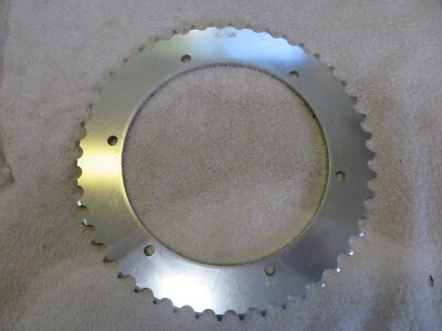 Piñón trasero Suzuki NOS OEM PE400 PE250 1980-1981 64511-40630 (46T) JTR1786 Foto 1 de 3