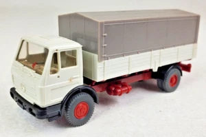 Camión de estacas cubierto Wiking HO 1:87 Mercedes Benz 3 5/8" de largo como nuevo - Imagen 1 de 10